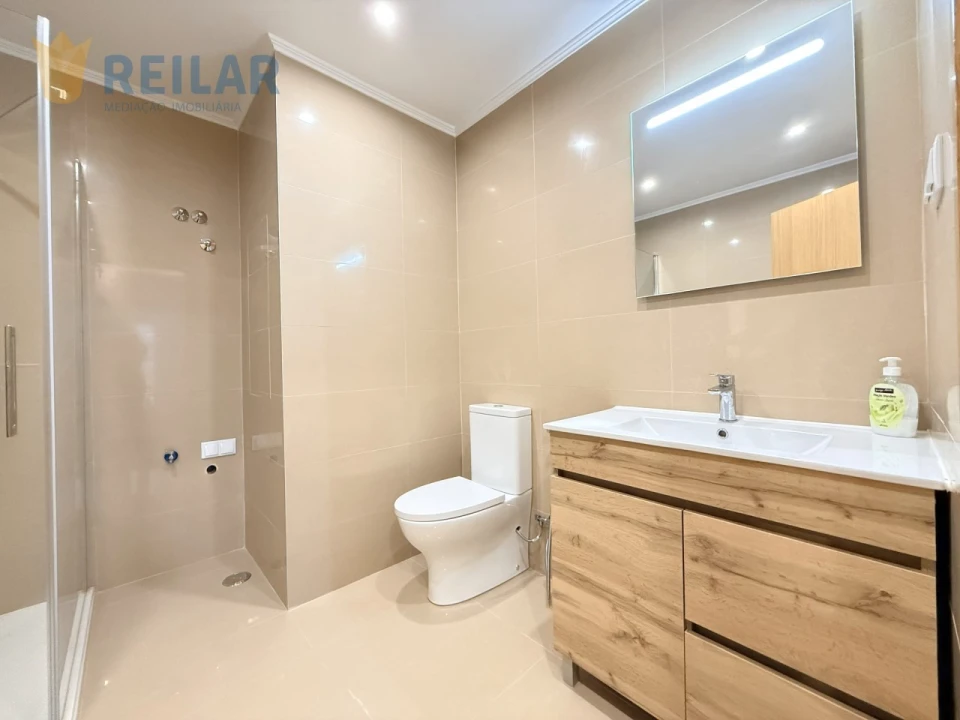 Apartamento T3 para Venda em Olivais Foto 17