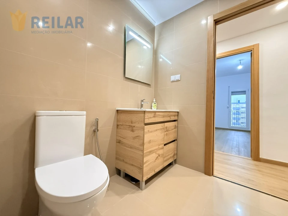 Apartamento T3 para Venda em Olivais Foto 19