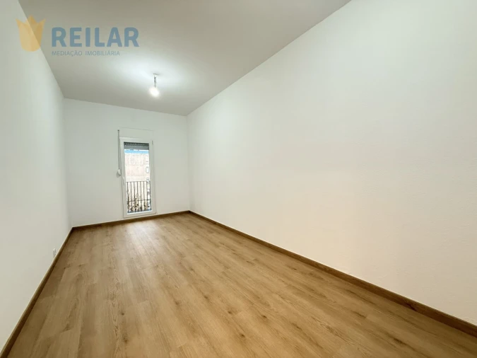 Apartamento T3 para Venda em Olivais Foto 11