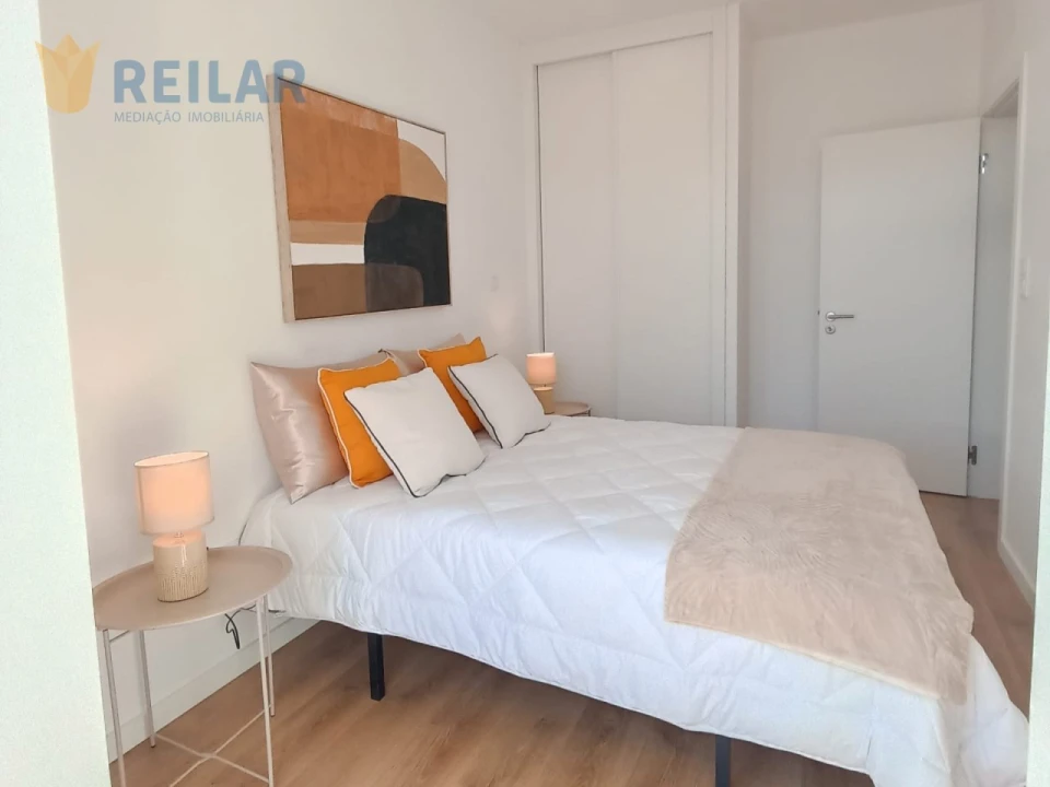 Apartamento T2 para Venda em Benfica Foto 5