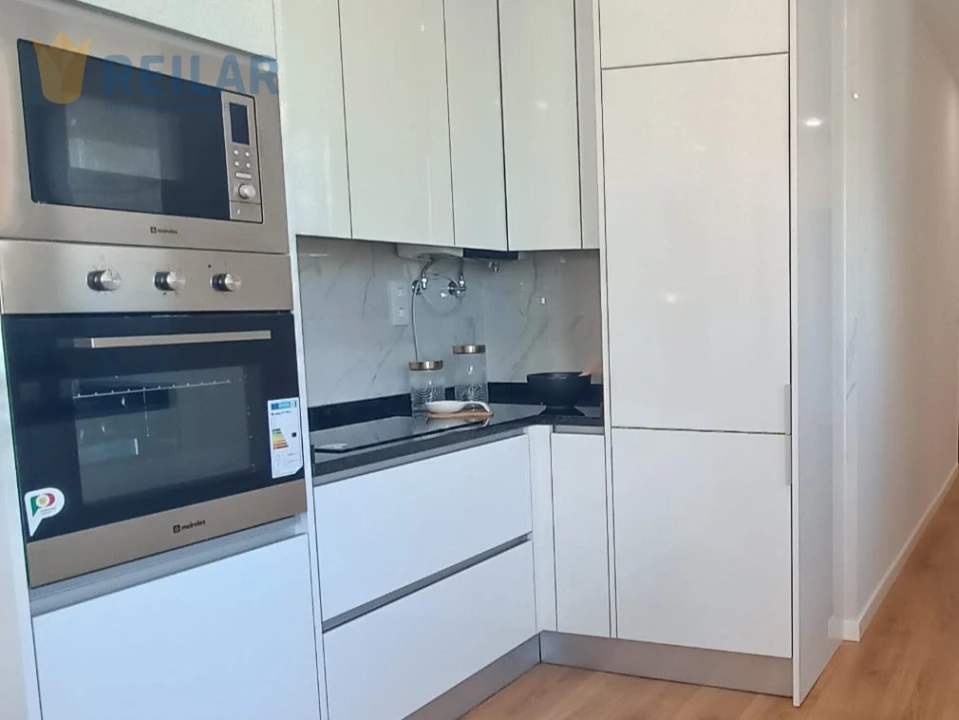 Apartamento T2 para Venda em Benfica Foto 1
