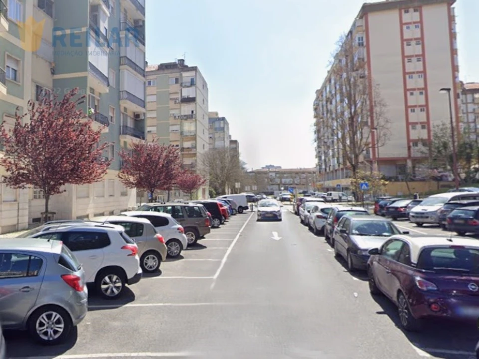 Apartamento T2 para Venda em Benfica Foto 10