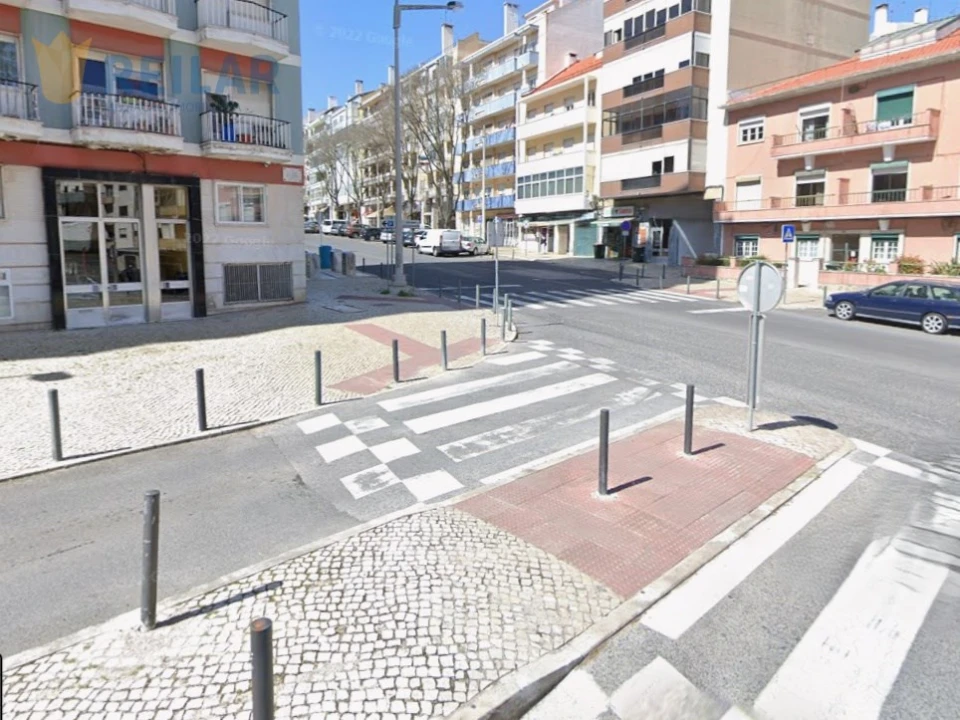 Apartamento T2 para Venda em Benfica Foto 12