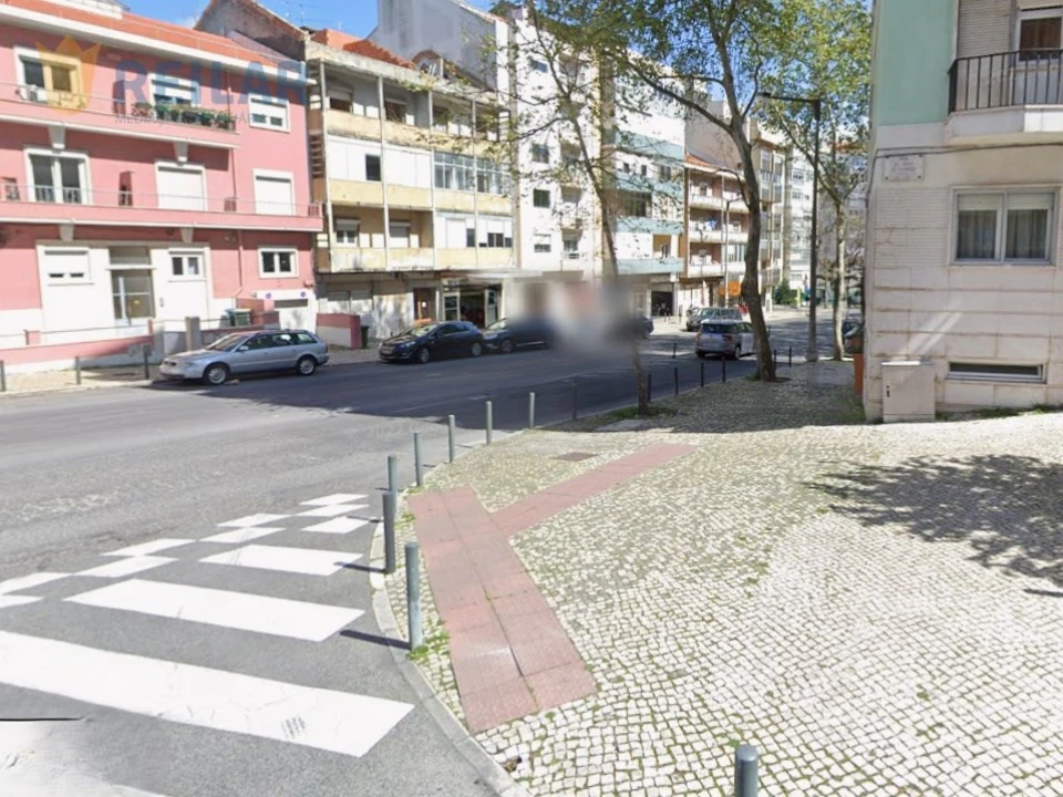 Apartamento T2 para Venda em Benfica Foto 13