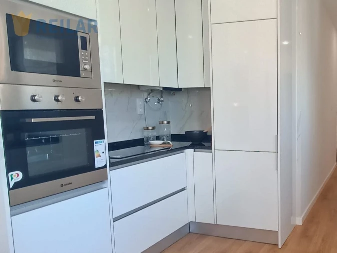 Apartamento T2 para Venda em Benfica Foto 1
