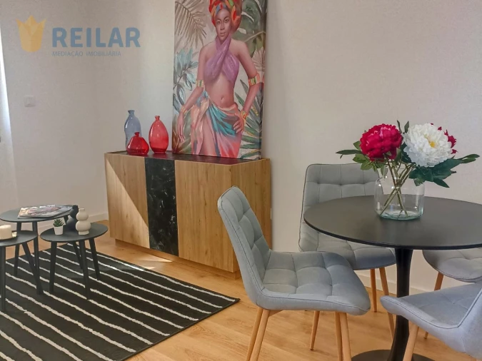 Apartamento T2 para Venda em Benfica Foto 4