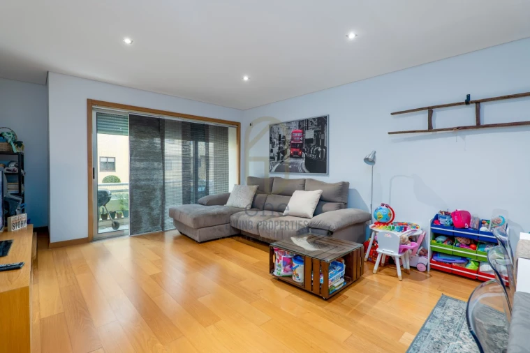 Apartamento T2 para Venda em Gulpilhares e Valadares Foto 4