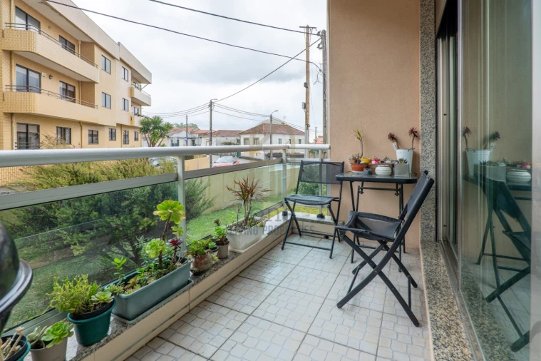 Apartamento T2 para Venda em Gulpilhares e Valadares Foto 8