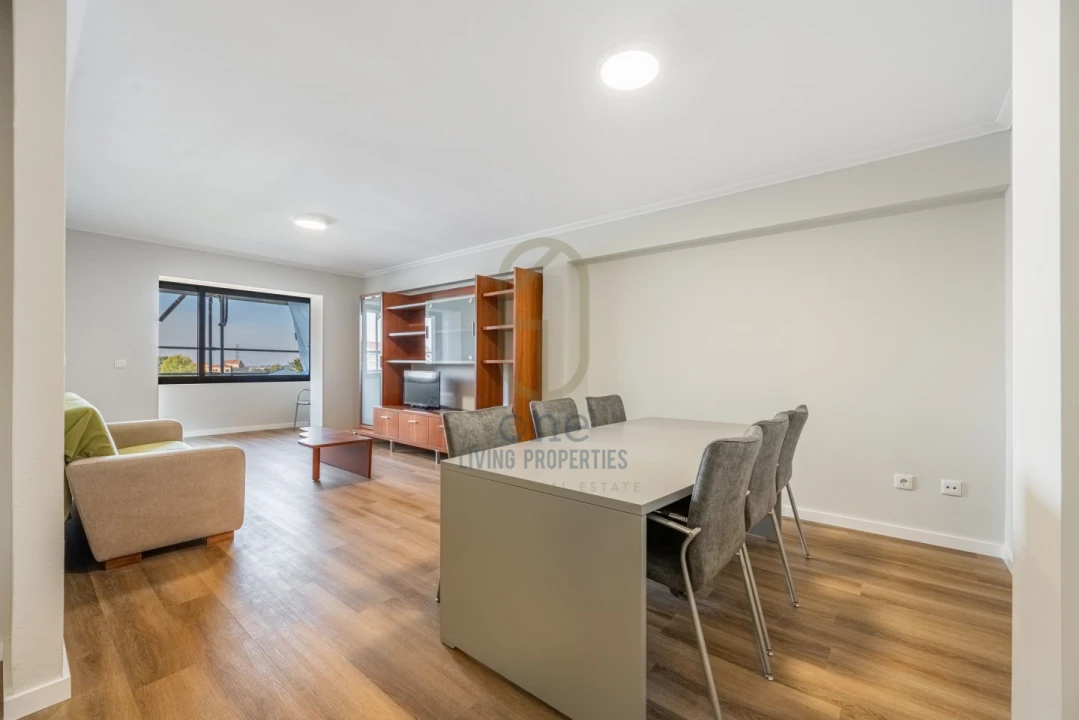 Apartamento T3 para Venda em Paranhos Foto 2