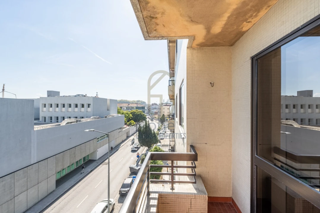 Apartamento T3 para Venda em Paranhos Foto 19