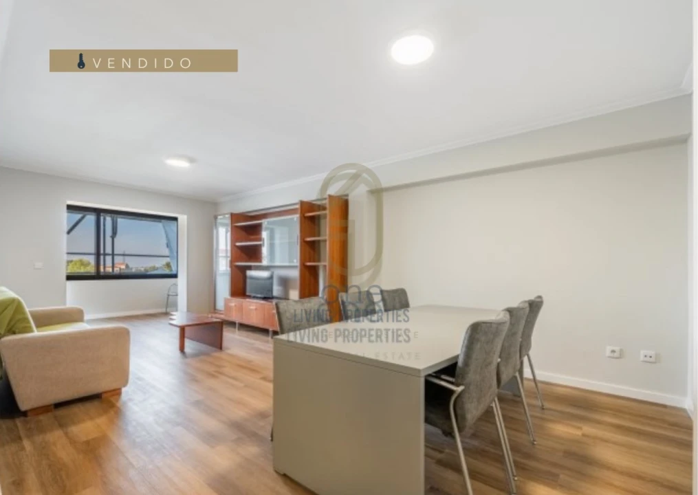 Apartamento T3 para Venda em Paranhos Foto 1