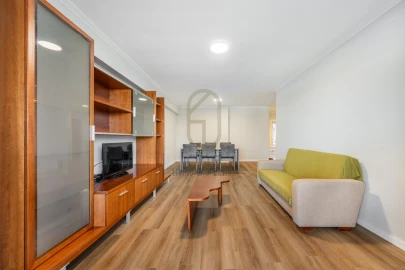 Apartamento T3 para Venda em Paranhos