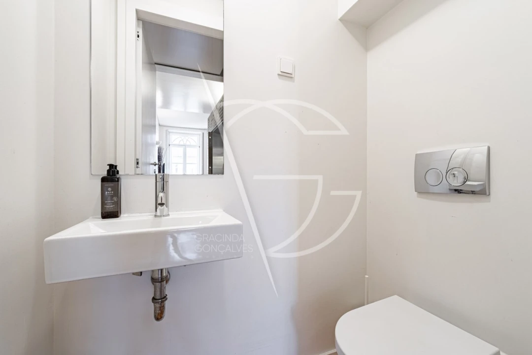 Apartamento T1 para Venda em Cedofeita, Santo Ildefonso, Sé, Miragaia, São Nicolau e Vitória Foto 10