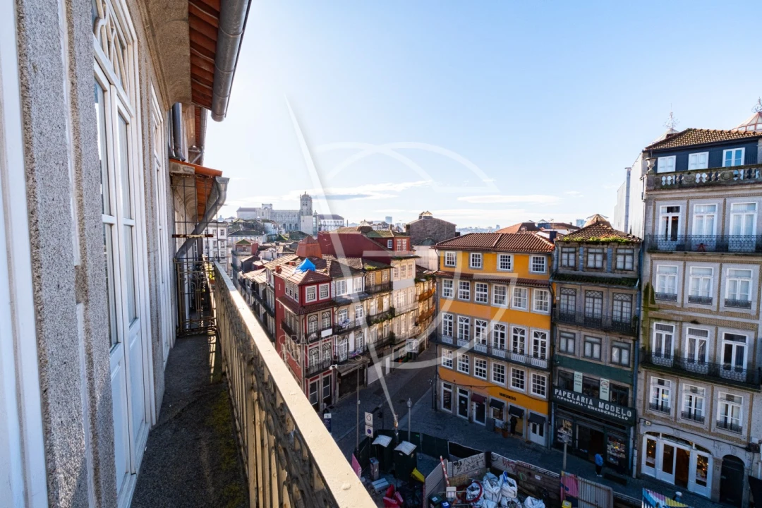 Apartamento T1 para Venda em Cedofeita, Santo Ildefonso, Sé, Miragaia, São Nicolau e Vitória Foto 24