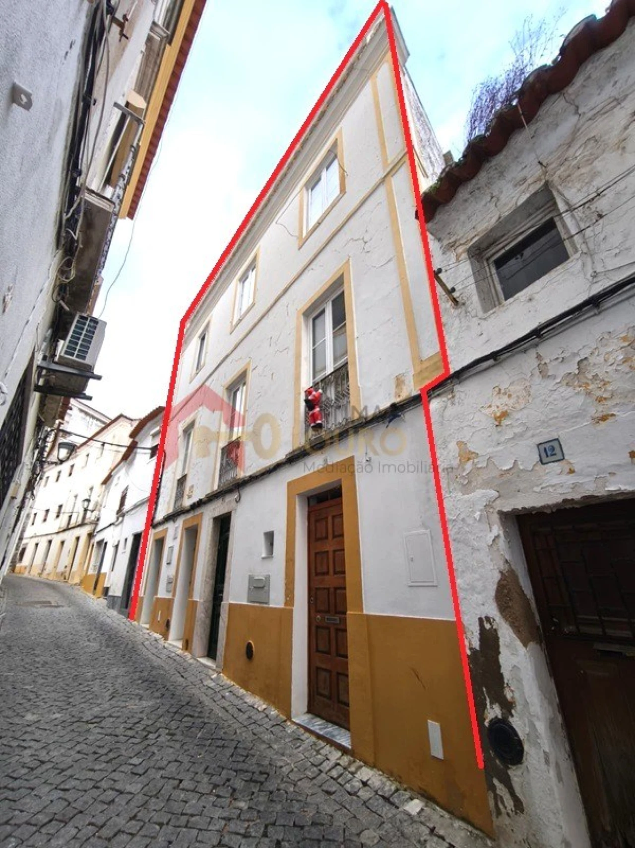 Moradia T9 para Venda em Caia, São Pedro e Alcáçova Foto 1