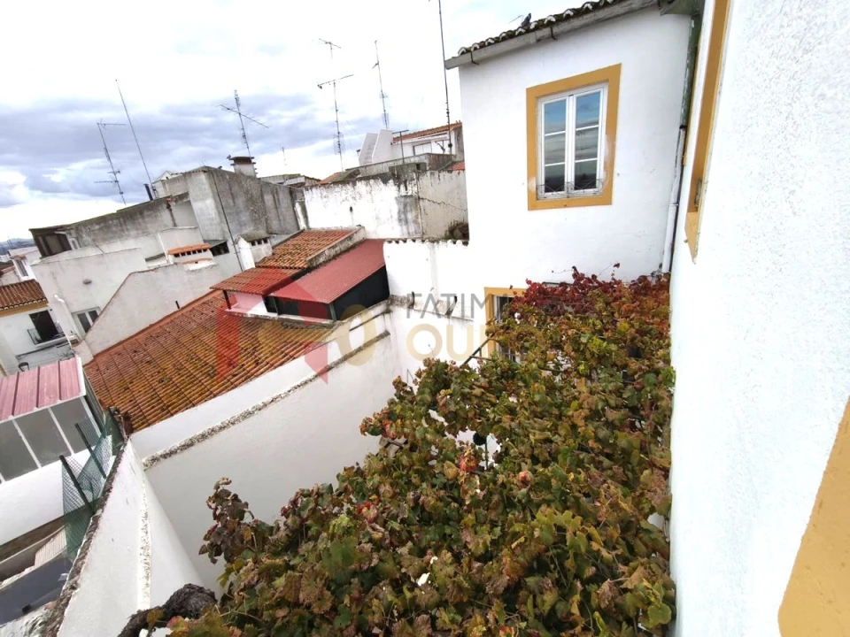 Moradia T9 para Venda em Caia, São Pedro e Alcáçova Foto 25