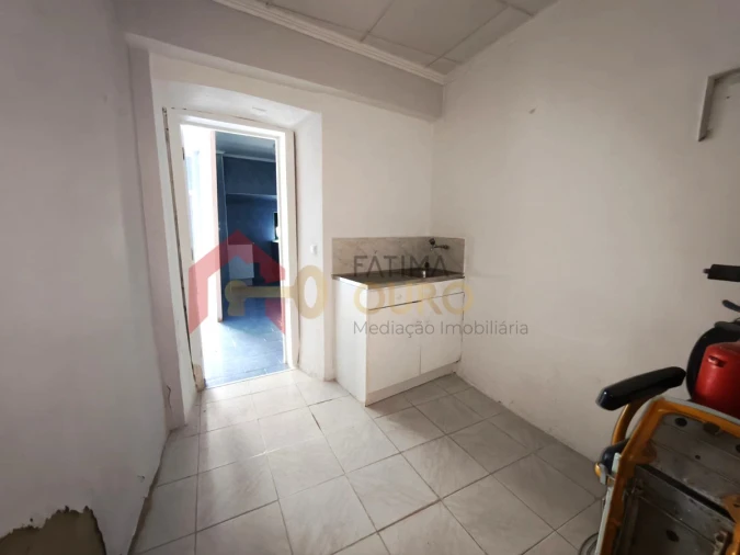 Moradia para Venda em Nossa Senhora da Expectação Foto 4