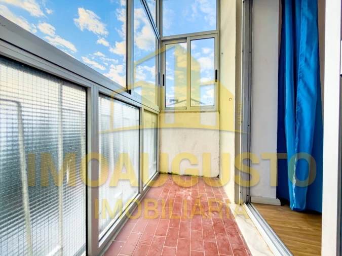 Apartamento T2 para Venda em Guarda Foto 9
