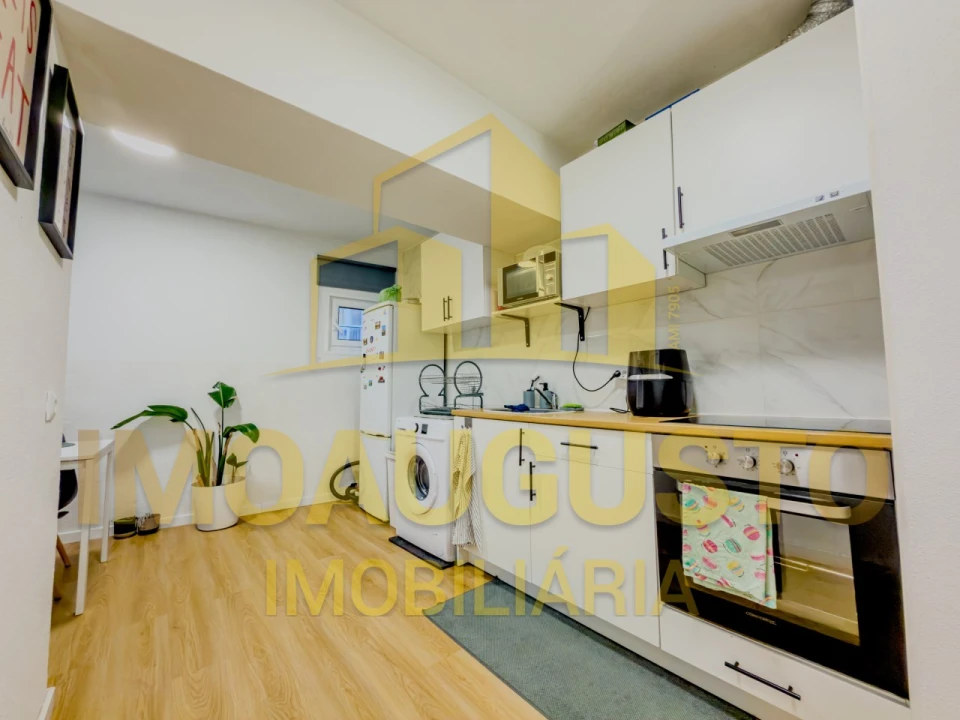 Apartamento T4 para Venda em Guarda Foto 1