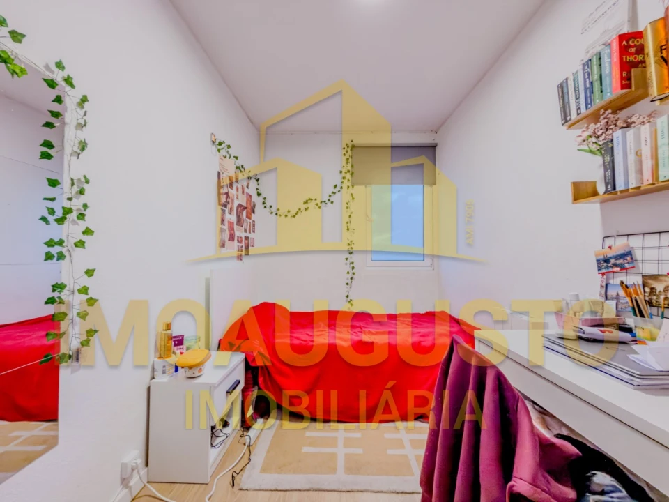 Apartamento T4 para Venda em Guarda Foto 12