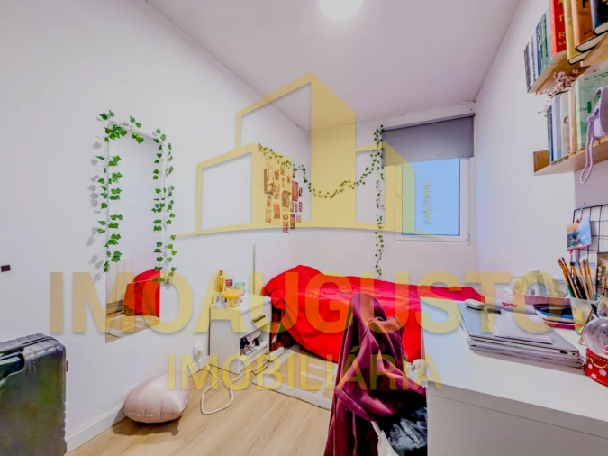 Apartamento T4 para Venda em Guarda Foto 11