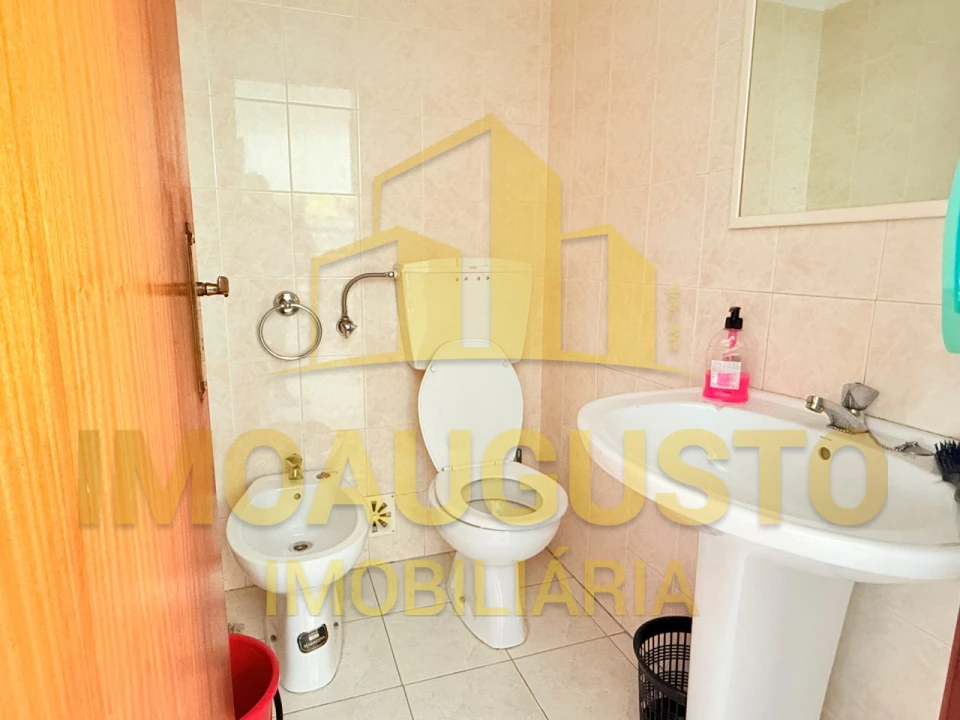 Loja para Venda em Guarda Foto 12