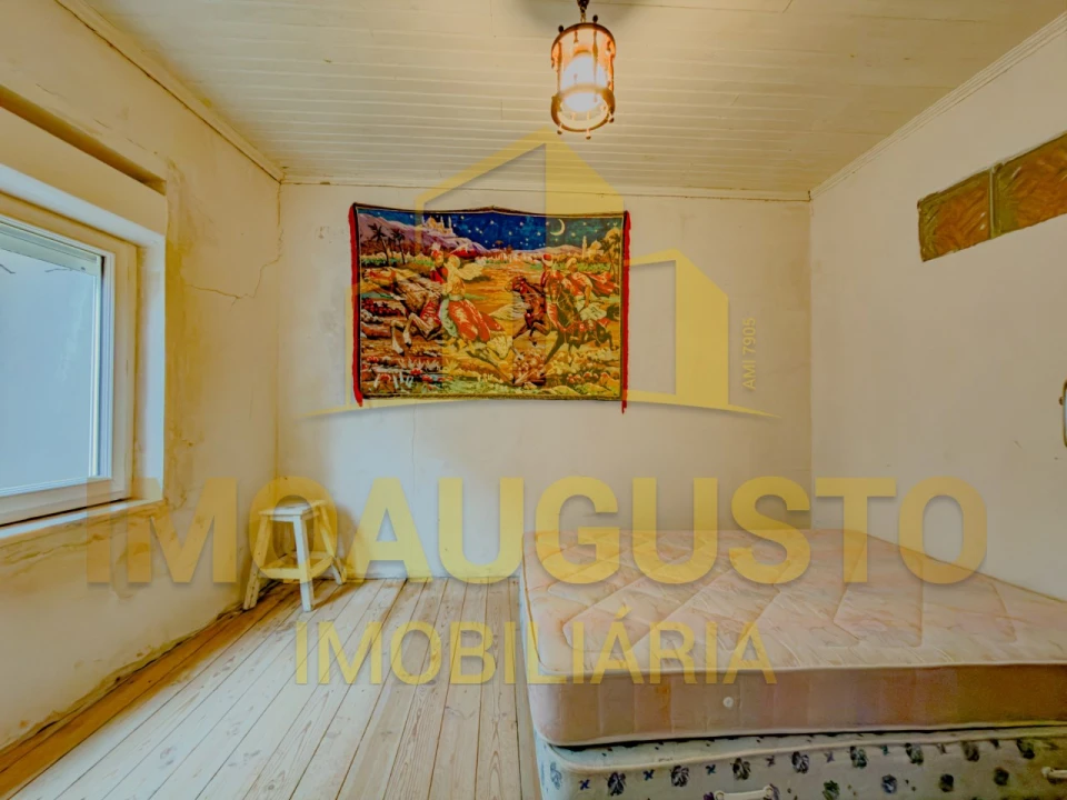 Moradia T2 para Venda em Aldeia Velha Foto 8