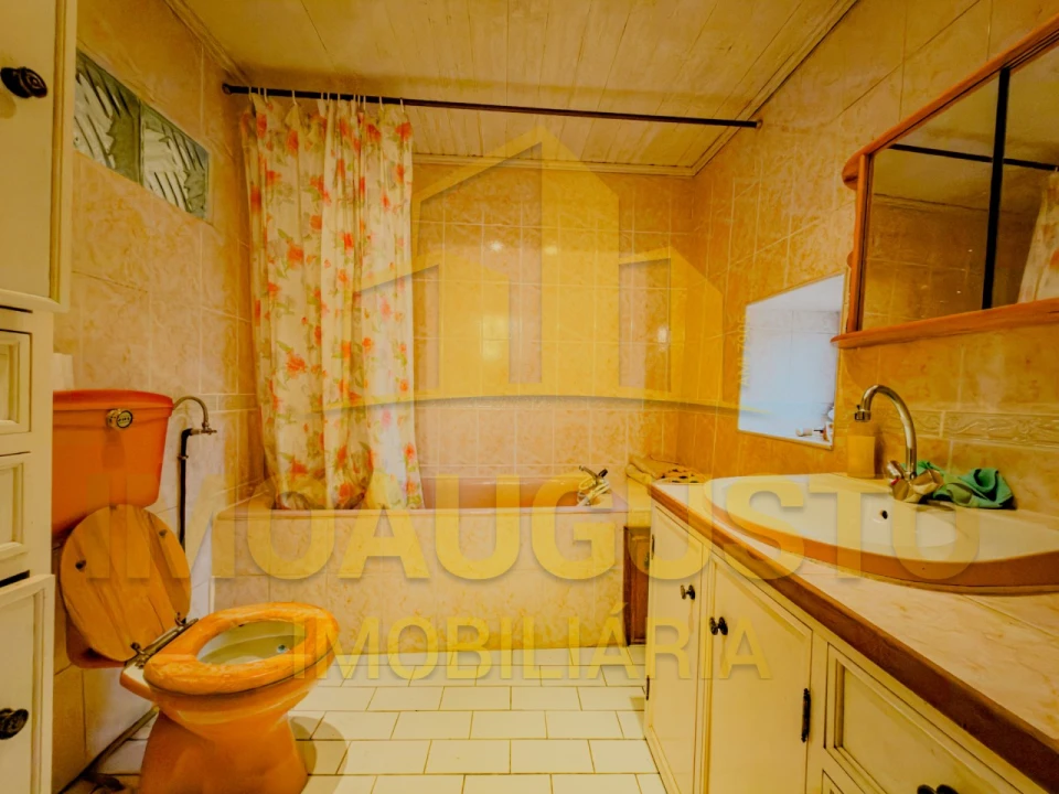 Moradia T2 para Venda em Aldeia Velha Foto 14