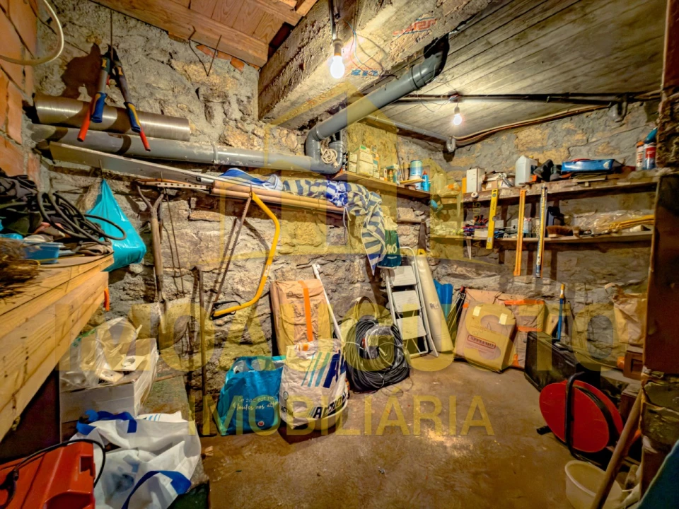 Moradia T2 para Venda em Aldeia Velha Foto 18