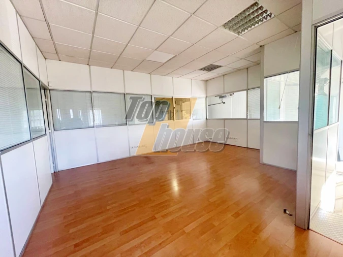 Armazém para Arrendamento em Seixal, Arrentela e Aldeia de Paio Pires Foto 6