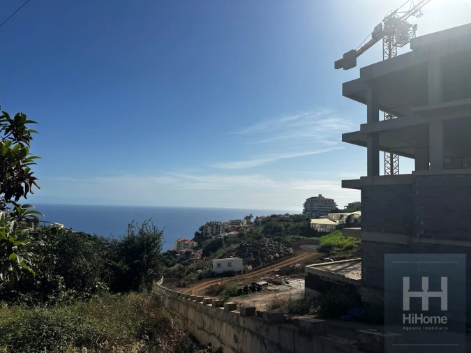 Apartamento T3 para Venda em Calheta Foto 7