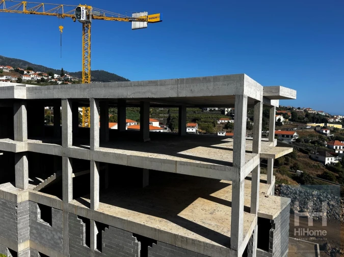 Apartamento T1 para Venda em Calheta Foto 14