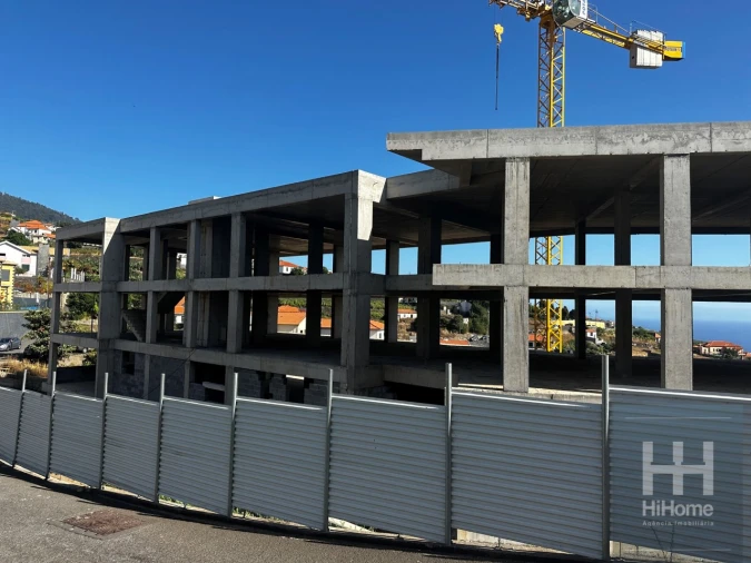 Apartamento T1 para Venda em Calheta Foto 17