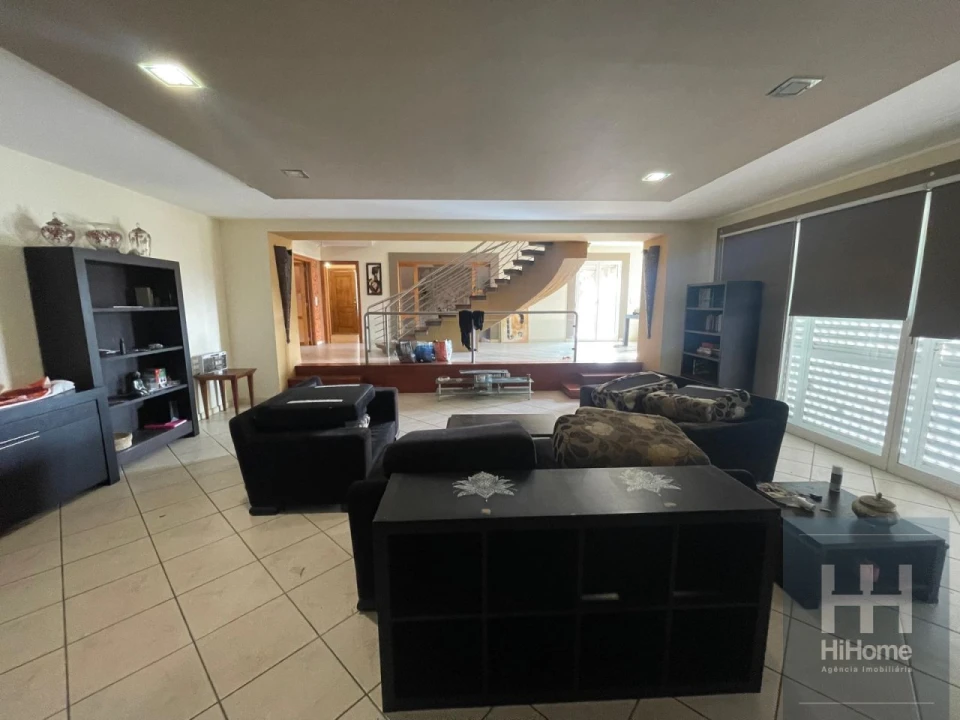 Moradia T4 para Venda em Porto Santo Foto 7