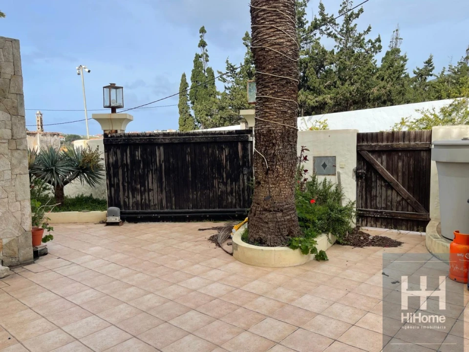 Moradia T4 para Venda em Porto Santo Foto 36