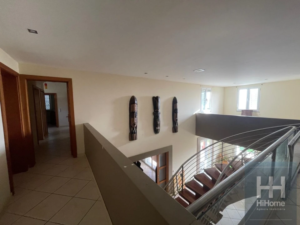 Moradia T4 para Venda em Porto Santo Foto 12