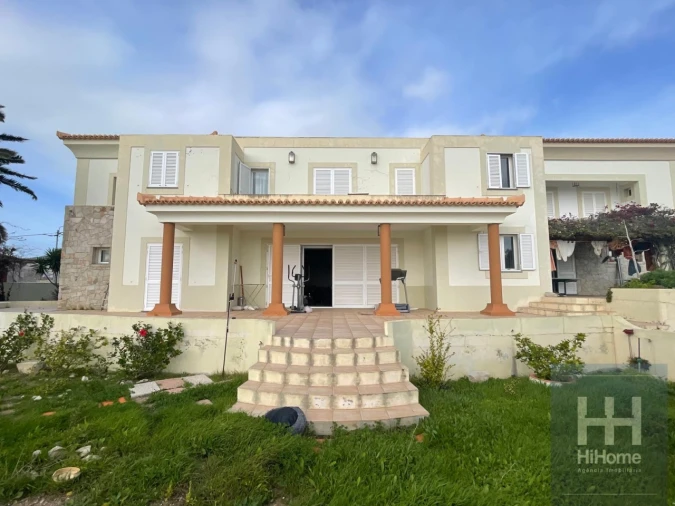 Moradia T4 para Venda em Porto Santo Foto 1