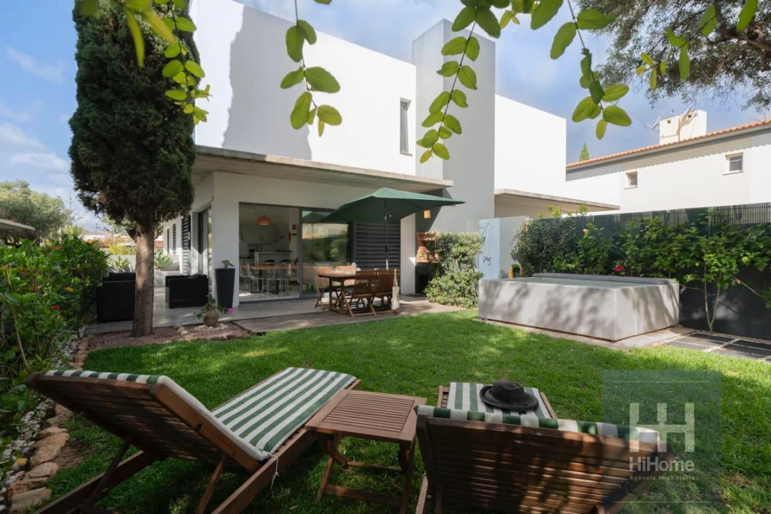 Moradia T2 para Venda em Porto Santo Foto 1