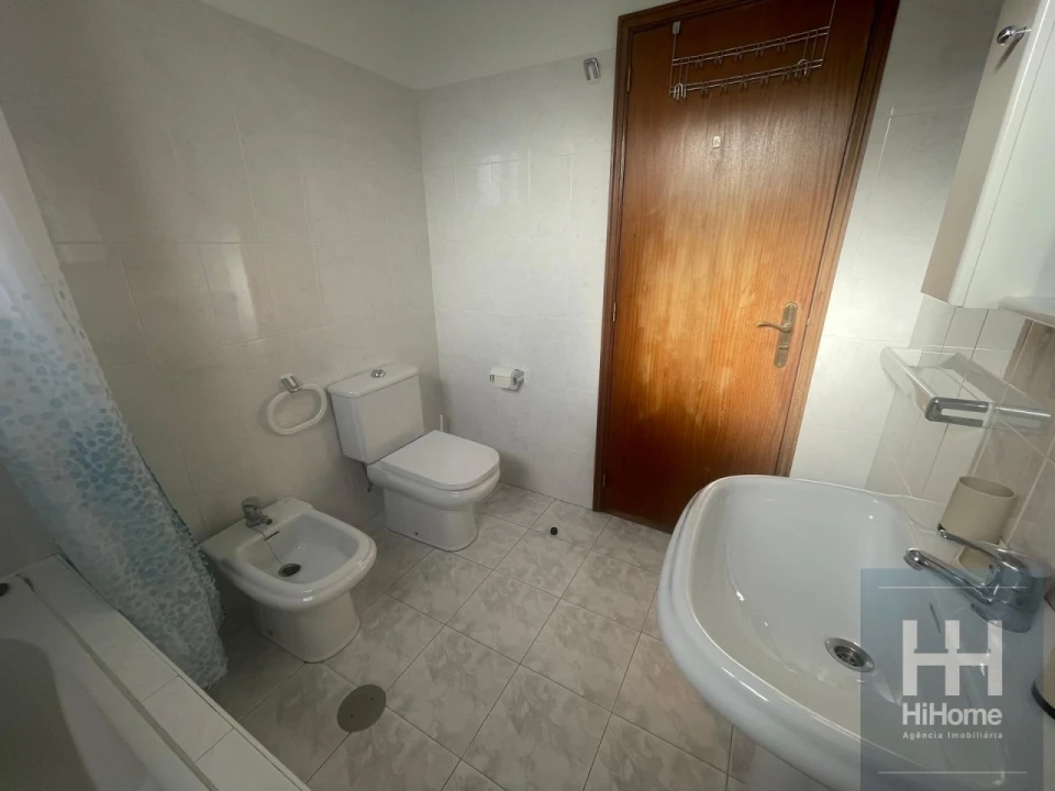 Apartamento T2 para Venda em Porto Santo Foto 20