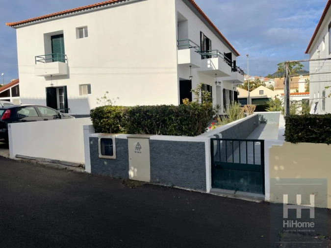 Apartamento T2 para Venda em Porto Santo Foto 1