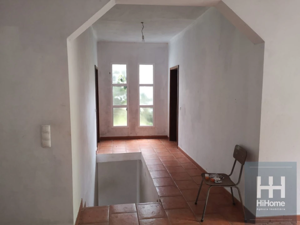 Moradia T3 para Venda em Santana Foto 3