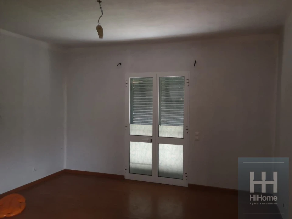 Moradia T3 para Venda em Santana Foto 11