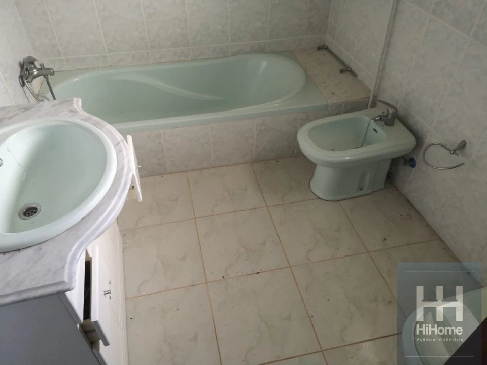 Moradia T3 para Venda em Santana Foto 13