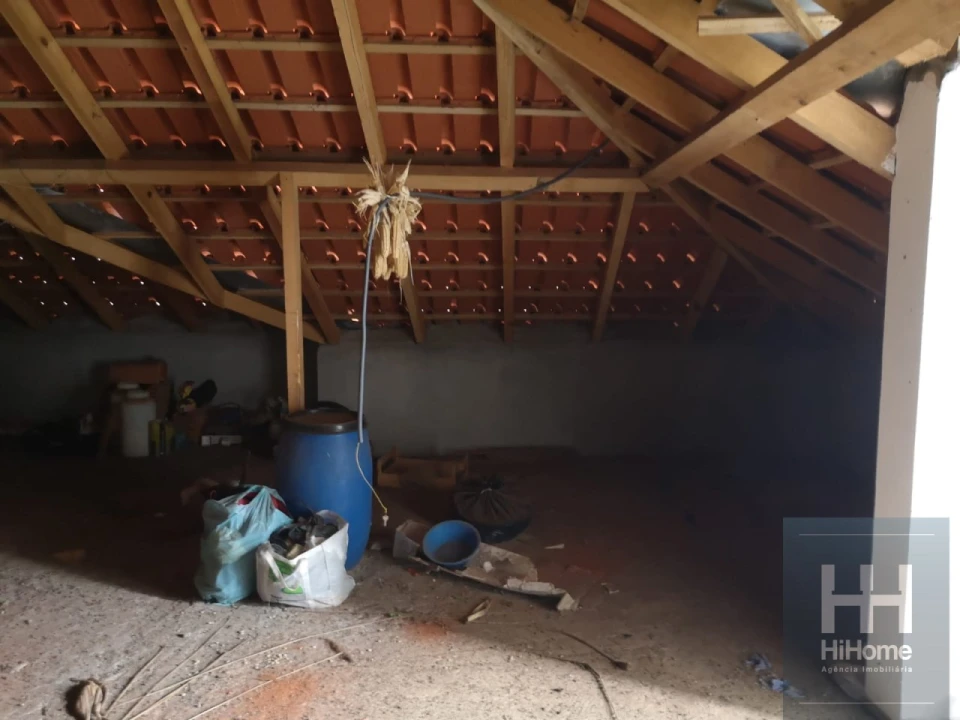 Moradia T3 para Venda em Santana Foto 17