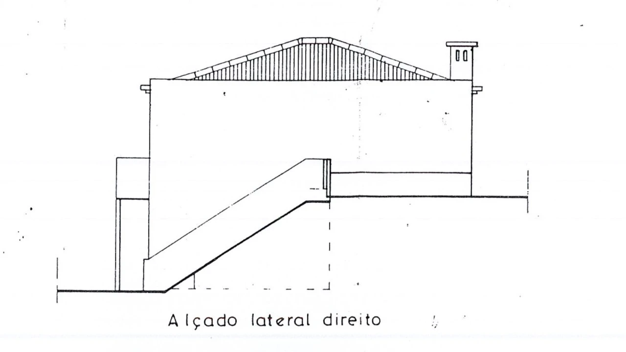 Moradia T3 para Venda em Santana Planta 6
