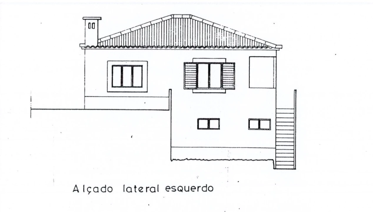 Moradia T3 para Venda em Santana Planta 5