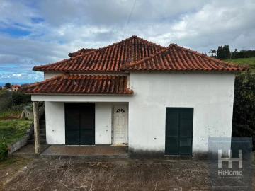 Moradia T3 para Venda em Santana