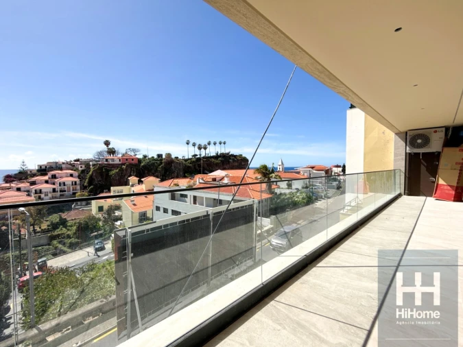 Apartamento T2 para Venda em Camara de Lobos Foto 21