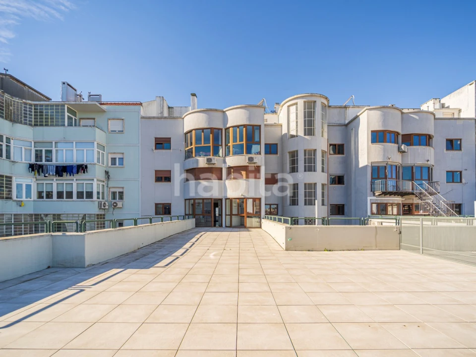 Apartamento T4 para Arrendamento em Avenidas Novas Foto 22