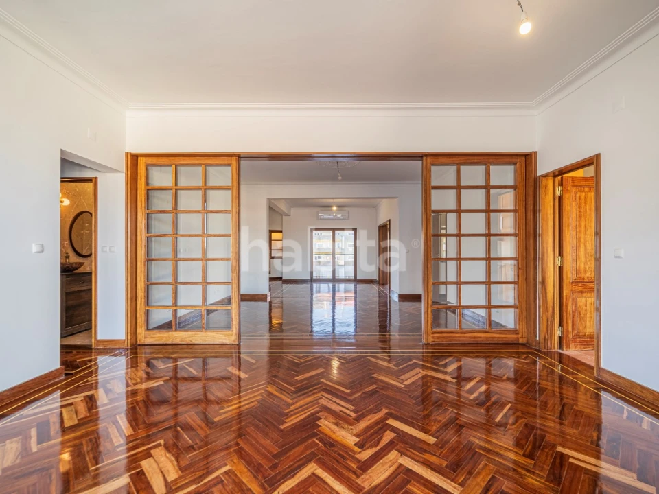 Apartamento T4 para Arrendamento em Avenidas Novas Foto 25